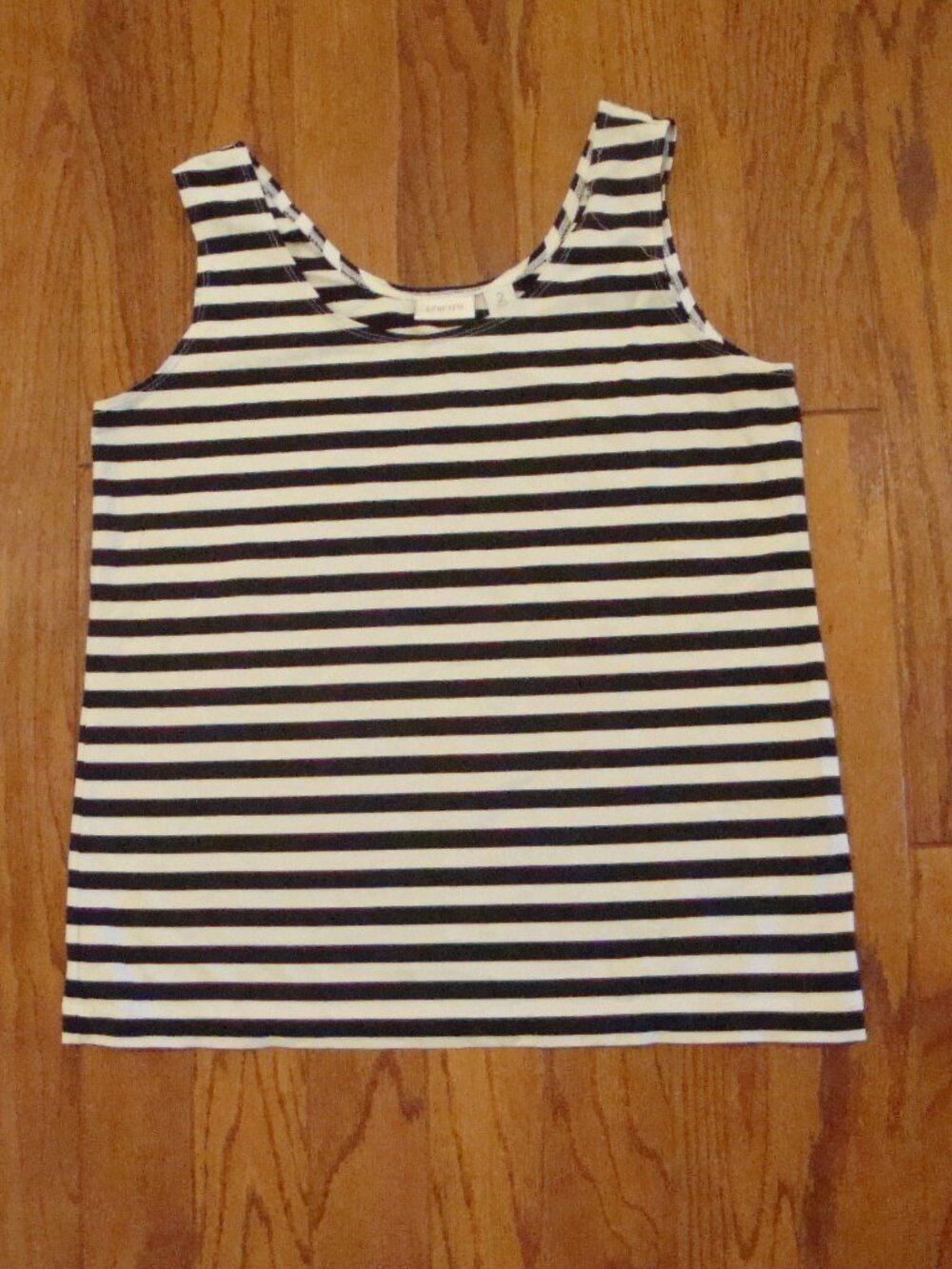 Chico's Women's Size 2 Tank Top Black & White Striped